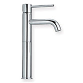Luxe Single Hole Bathroom Faucet with Single Handle