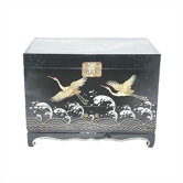Asian Cranes Flight Trunk