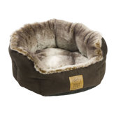 Arctic Fox Snuggle Pet Bed in Chocolate