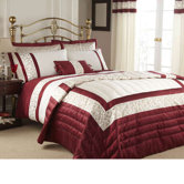 Scroll Duvet Cover Set in Red