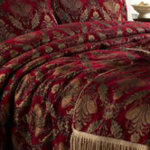 Shiraz 130x170 Throw in Burgundy