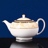 Cornucopia 1.4 Pt. Teapot