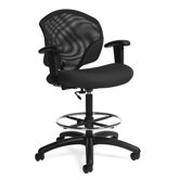 Tye Low-Back Mesh Pneumatic Task Chair with Arms