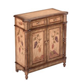 Vinyard Antique Tan Chest
