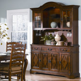 Mount Vintage China Cabinet in Amber Pine