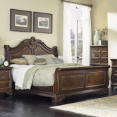 Highland Court Sleigh Bed