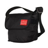 Vintage Messenger Bag in Black