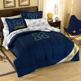 Collegiate Michigan Twin / Full Comforter Set