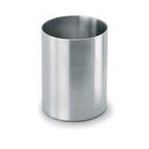 Akto Pen Holder
