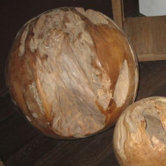 Teak-Kugel "Romanteaka"