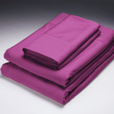 Bamboo Sheet Set in Berry
