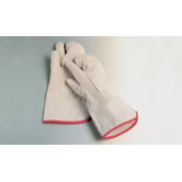 Three Fingers Oven Mitt