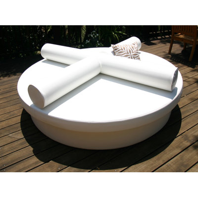 La-Fete Resort Outdoor Bed