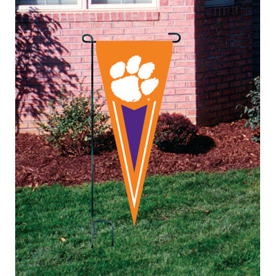 The Party Animal, Inc NCAA Garden Pennant