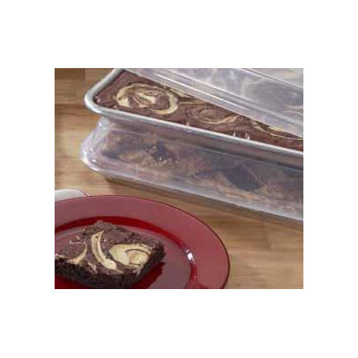 Nordicware Natural Commercial Bakers Quarter Sheet with Storage Lid