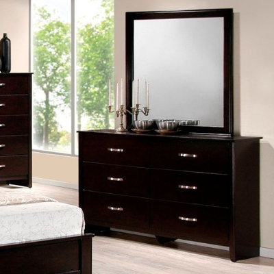 Hillsdale Furniture Wellington Queen 3 Piece Panel Bedroom Collection