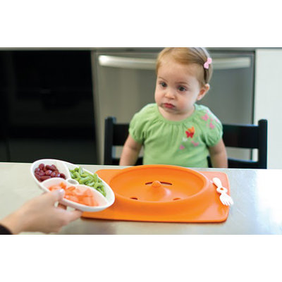 Skip Hop Mate Stay-Put Place Mat and Plate in Orange