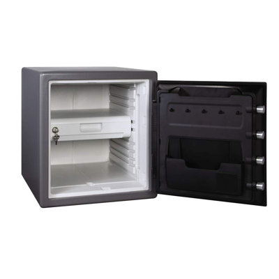 Sentry Safe 1 Hr Fireproof Lock  Safe