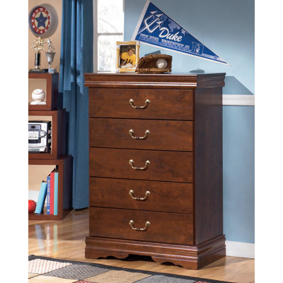 Signature Design by Ashley Kimball 5-Drawer Chest