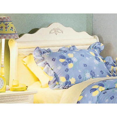 Standard Furniture Diana Sleigh Bedroom Collection