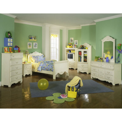 Standard Furniture Diana Sleigh Bedroom Collection