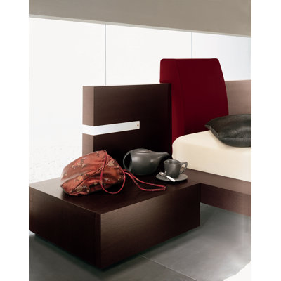 Rossetto USA Win Platform Bedroom Collection