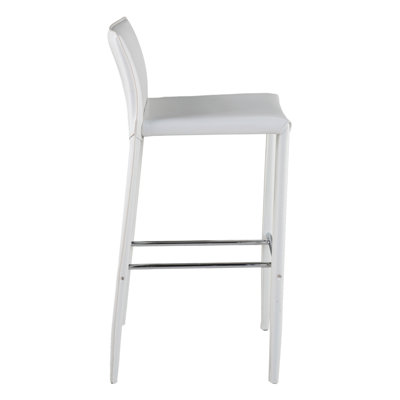 Eurostyle Amber Pub Table with Shen Barstools