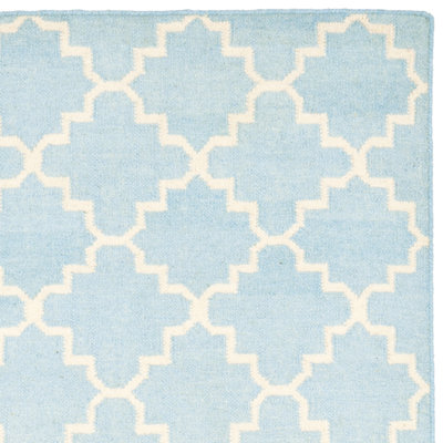 Safavieh Dhurries Light Blue/Ivory Checked Rug