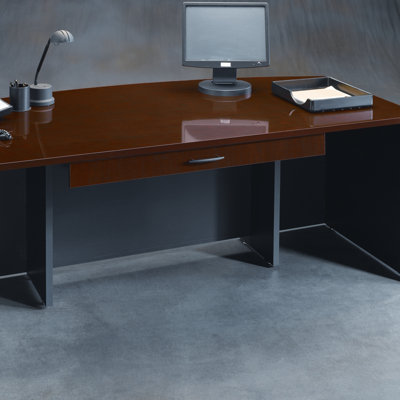 Sauder Via Executive Standard Desk Office Suite