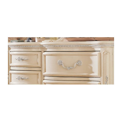 Lea Industries Jessica McClintock Romance Ten Drawer Dresser