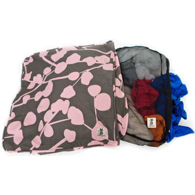 Molly Mutt La Vie En Rose Square Cat Duvet