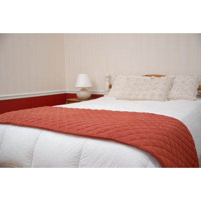 Quilted Bed Scarf with Moisture Barrier in Earth Red