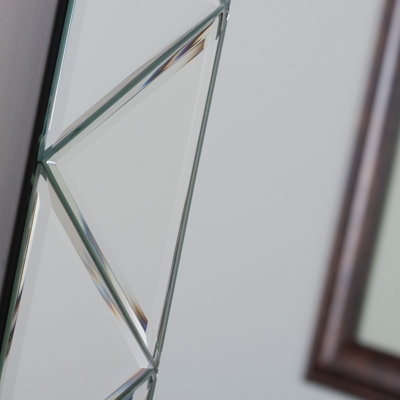 Decor Wonderland Luciano Wall Mirror