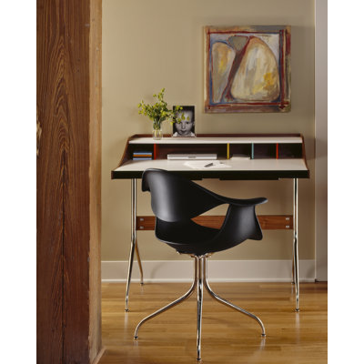 Herman Miller &reg; Nelson Standard Desk Office Suite