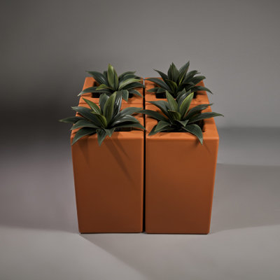 Rotoluxe Chumbo Square Planter