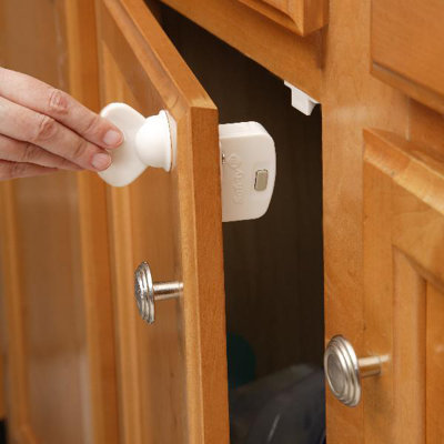 Safety 1st Magnetic Locking Complete System Set