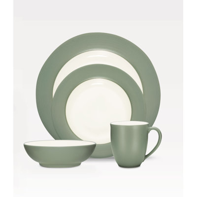 Noritake Colorwave Rim 4 Piece Place Setting